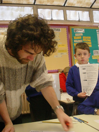  Simon Gurr at work at Avon Primary (Dympna Leonard).