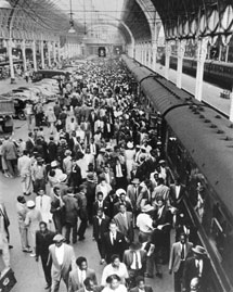West Indians arriving at British railway station, 21 June 1959 (Science and Society/ NMPFT Daily Herald Archive).