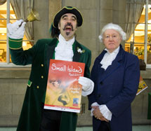 Michael Wood, the Town Crier for Hull, and Terry Fisher, as William Wilberforce, at Hull Paragon Station.